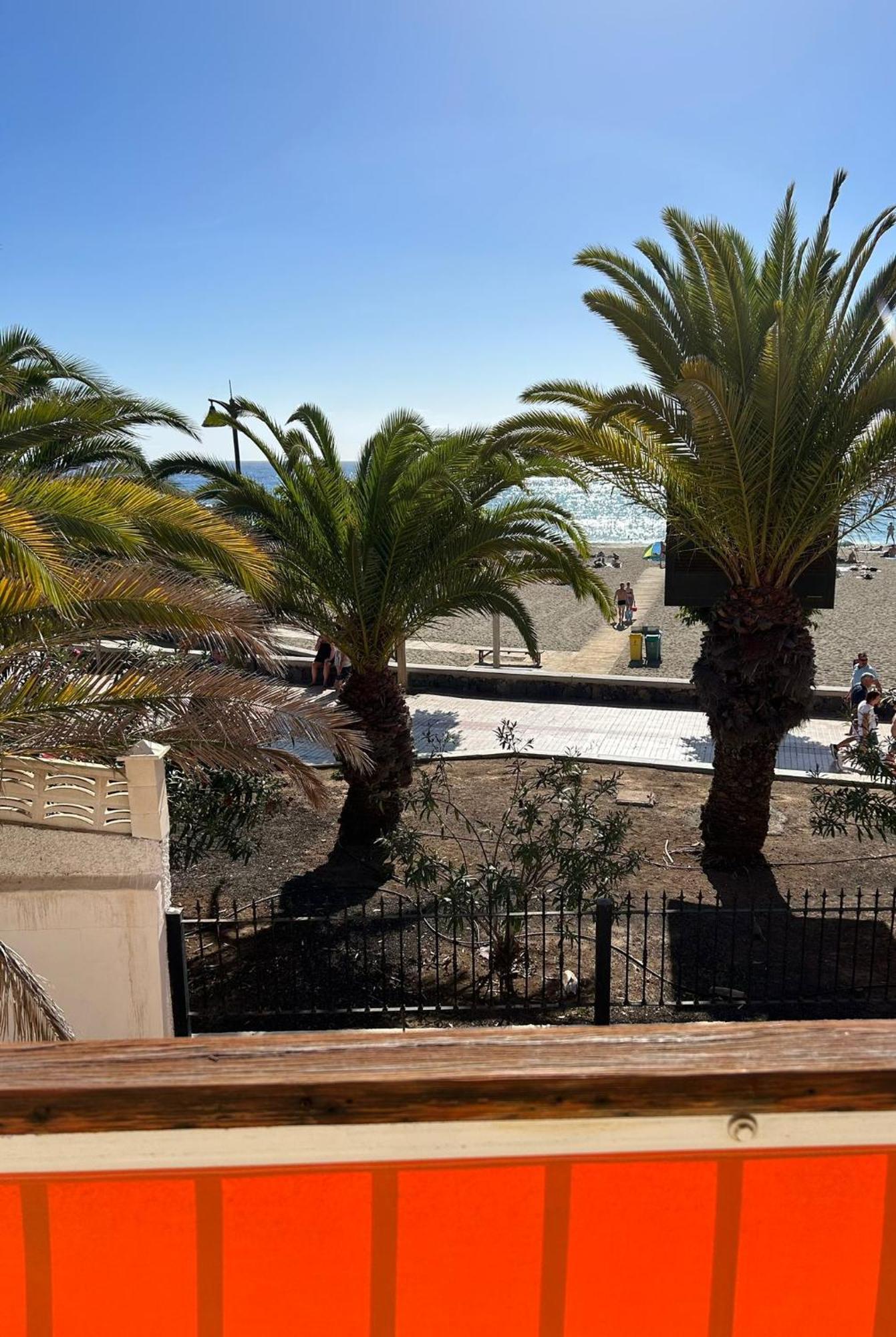 Prime Beachfront Location, Free Parking, Steps To The Sand Los Cristianos  Exterior photo